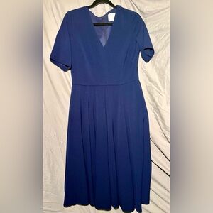Gal Meets Glam Black Edith City Crepe Knee Length V-Neck Dress  Size 8
